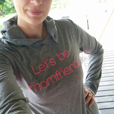 Let's be momfriends jersey long-sleeved hoodie