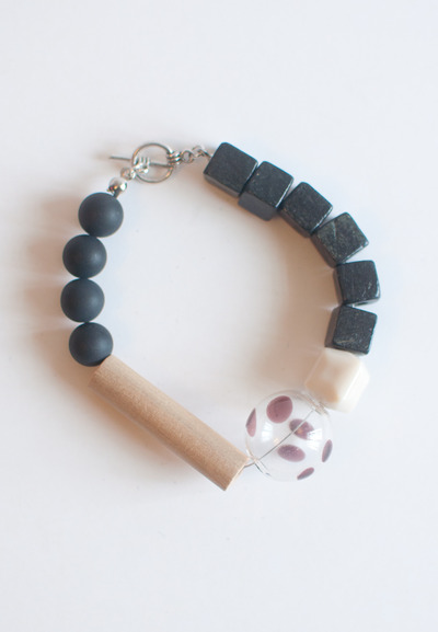 Wood Glass Beaded Bracelet BL0928