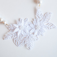 White Lace Flower Necklace NL0689WC - Thumbnail 3