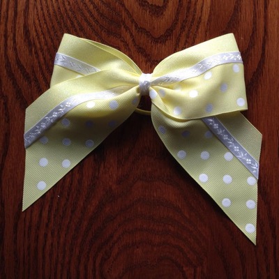 Light yellow dots with white flowers - Thumbnail 5