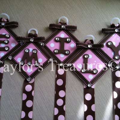 Taylors treasures - monogrammed - hair bow holder