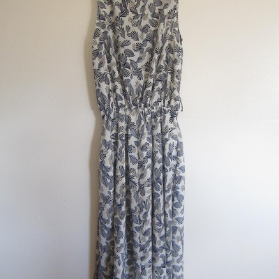 Vintage and sleeveless 