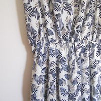 Vintage and Sleeveless  - Thumbnail 1