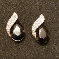 E561-852 - Thumbnail 1