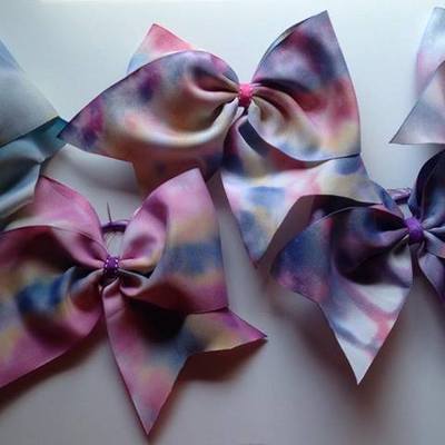 Grab bag- xl tie-dye bows