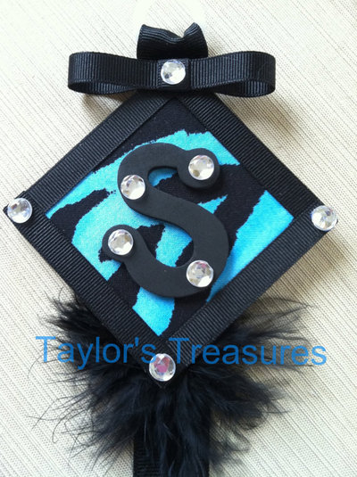 Taylors Treasures - Monogrammed - Hair Bow Holder