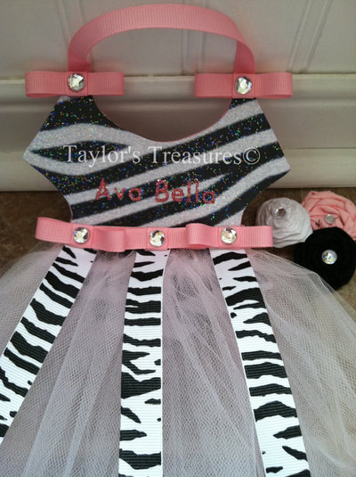 Taylors Treasures - Ballerina TuTu Hair Bow Holder - Personalized With Any Name