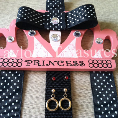 Taylors treasures - princess crown hair bow holder and earring holder