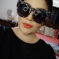 Hollywood - Thumbnail 1