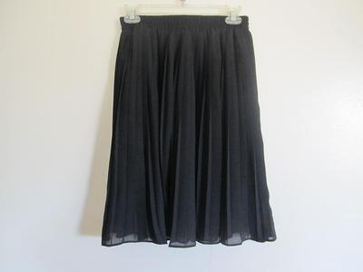 Black Pleats 