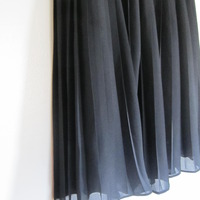 Black Pleats  - Thumbnail 1