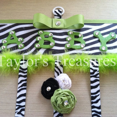Taylors treasures - hair bow holder - personalized with any name