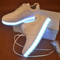 Fashion colorful Led luminous rechargeable sneakers