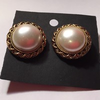 Vintage Earrings - Thumbnail 1