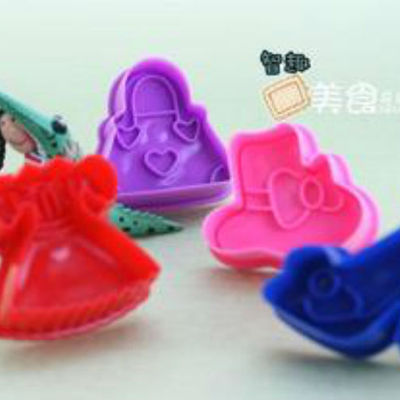 Cookie cutter stamp mold 4pcs dress up princess series pie crust cutter set
