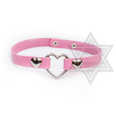 lovley heart choker