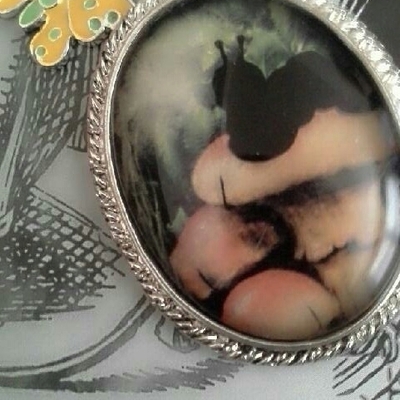 Alice in wonderland caterpillar & buttferfly necklace