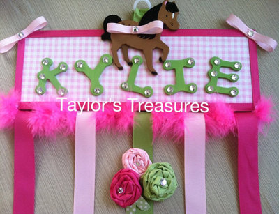 Taylors Treasures - Horse Hair Bow Holder - Personalized With Any Name