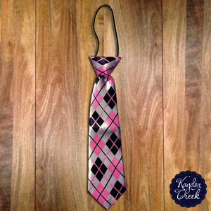 Grey/Pink Diamond Tie