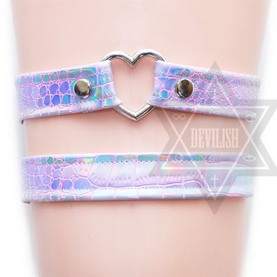 Illusion heart garter