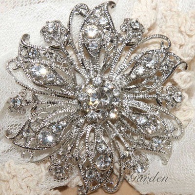 Stunning elegant round swarovski crystal silver bridal wedding cake brooch pin - Thumbnail 5