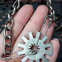 Heavy Metal Lover necklace - Thumbnail 1