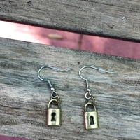 Stay Golden earrings - Thumbnail 1