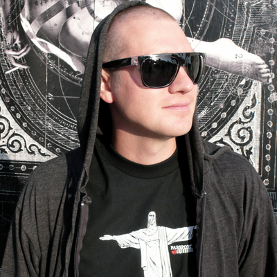 Passport 2 freedom mens black redeemer statue tee 