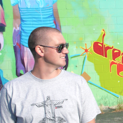 Passport 2 freedom mens grey redeemer statue tee 