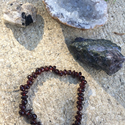 Garnet stretch bracelet - Thumbnail 4