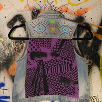 Tacky Vest - Thumbnail 4