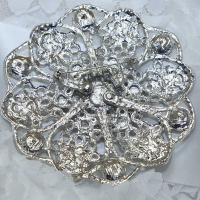Round flower bouquet crystal rhinestone wedding bridal bride gift brooch pin