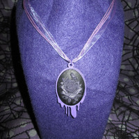 Lilac Dripping Black and Purple Rose Cameo Necklace  - Thumbnail 2