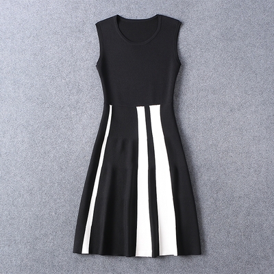 Black white striped slim round neck sleeveless dress