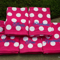 Monogrammed Polka Dot Beach Towel - Thumbnail 1