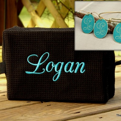 Monogrammed cosmetic bag and jewelry set