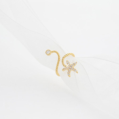Starfish Crystal Midi Ring
