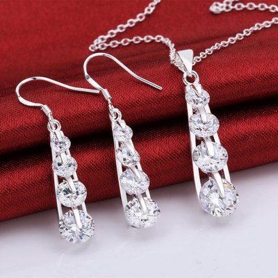 Pair of tear shape embellished earrings + chic rhinestone necklace for women