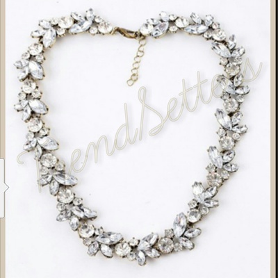 Vintage Faux Crystal Embellished Alloy Necklace For Women