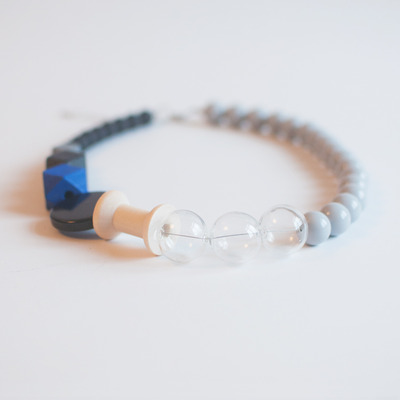 Glass geometric wood necklace nl0957