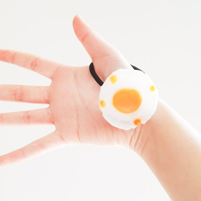 Egg hair tie