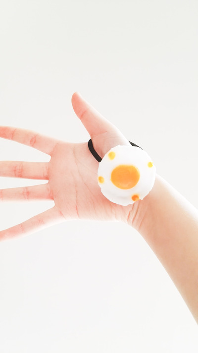 Egg hair tie
