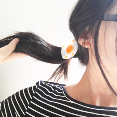 Egg hair tie
