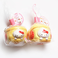 *Rare* Hello Kitty Creampuff Licensed Squishy - Thumbnail 4