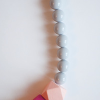 Pink Wood Glass Necklace NL0982 - Thumbnail 2