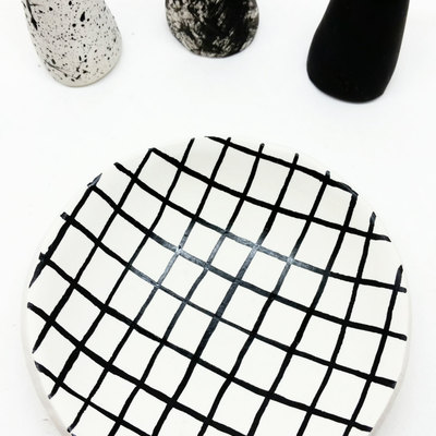 Grid pattern hand painted ring dish graph tealight holder