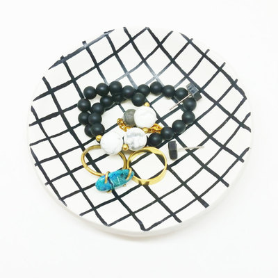 Grid pattern hand painted ring dish graph tealight holder