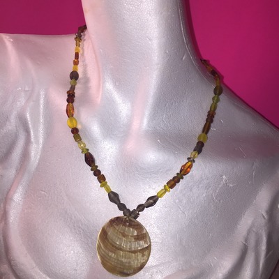 Beaded necklace with charm  - Thumbnail 2