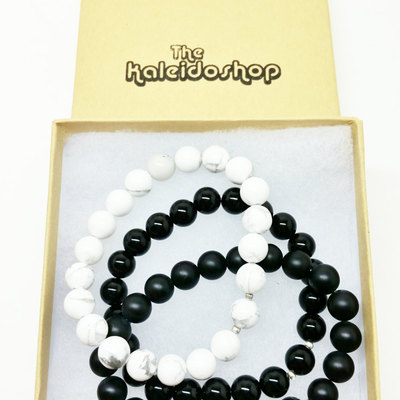 Set of 3 onyx and white howlite gemstone beaded bracelets