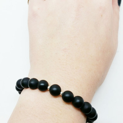 Matte onyx gemstone beaded bracelet